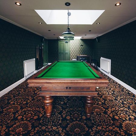 هاي ويكومبْ Fox Country Inn المظهر الخارجي الصورة