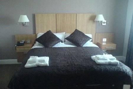 هاي ويكومبْ Fox Country Inn المظهر الخارجي الصورة